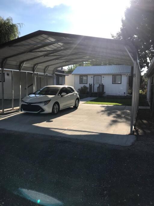 Cozy Cottage House B With Double Carport Twin Falls Εξωτερικό φωτογραφία